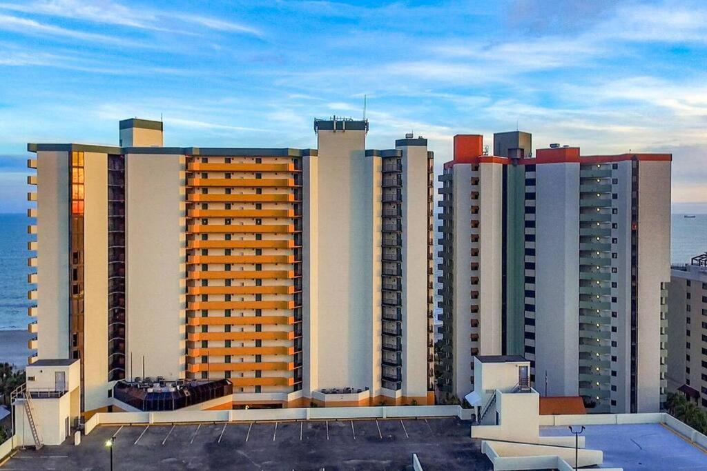 Апартаменти Upscale Oceanview 1Br Dog Friendly! 1104 Мертл-Біч Екстер'єр фото